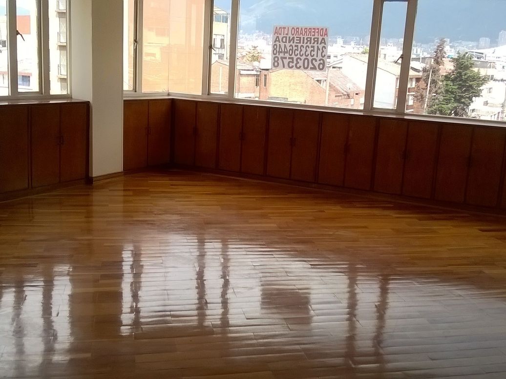 Apartamento de 3 alcobas en venta en Nicolas De Federman, Bogotá, 128 m² · foto 2 de 10
