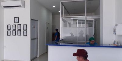 ¿Deseas invertir en bienes raíces?

Te presento está excelente opción, local en venta en ubicación privilegiada en centro comercial de Soledad Atlántico, 100% ocupado índice de ocupación alto, el local se encuentra actualmente arrendado generando una renta mensual.

Rentando un buen porcentaje,  

Contrato se renueva en marzo de cada año. 

Si deseas mayor información acerca de esté inmueble para invertir, contáctanos para agendar cita. 

Somos analistas de bienes raíces.
