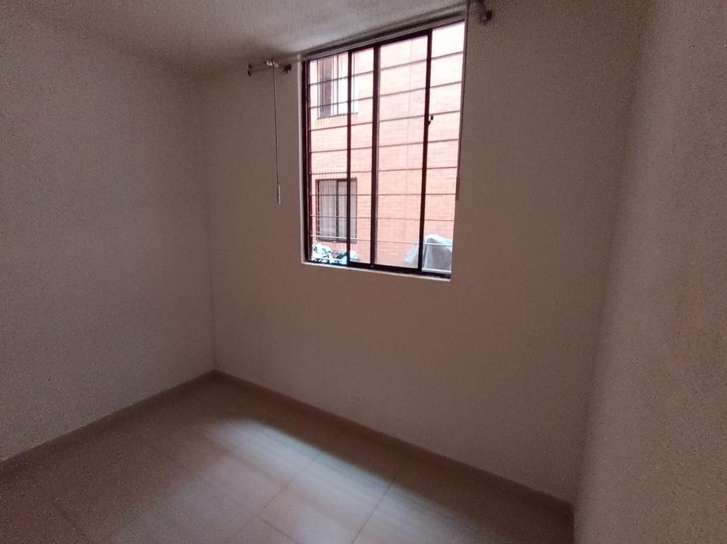 Apartamento de 2 alcobas en venta en A.S.D, Bogotá, 40 m² · foto 7 de 8