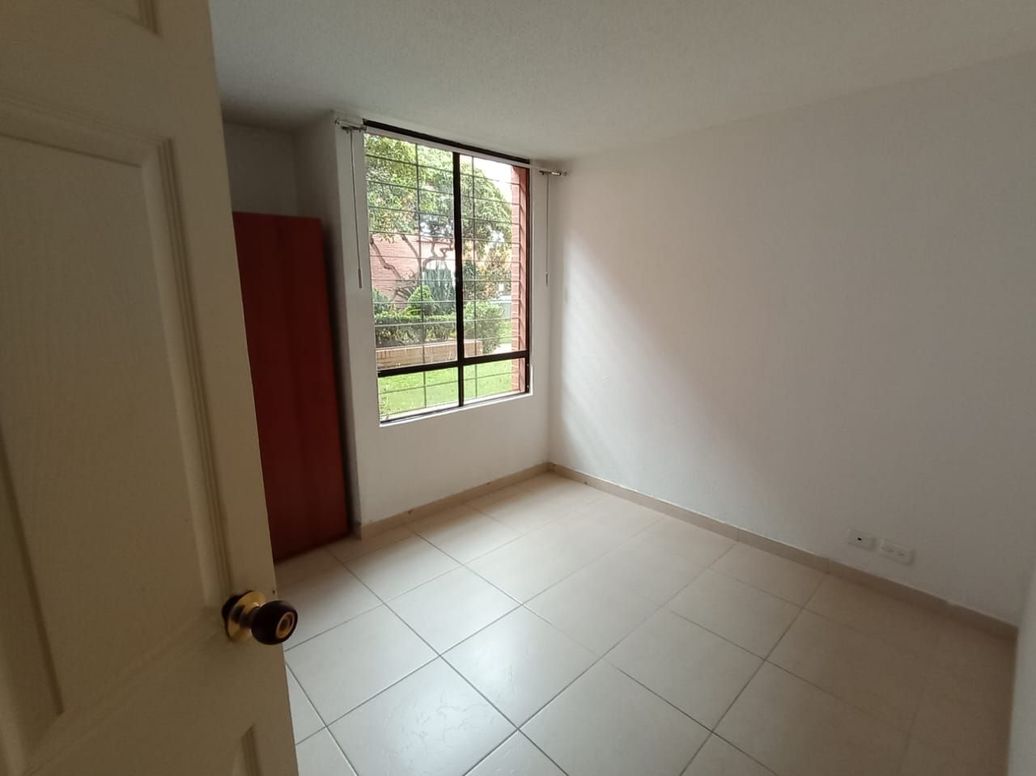 Apartamento de 2 alcobas en venta en A.S.D, Bogotá, 40 m² · foto 4 de 8