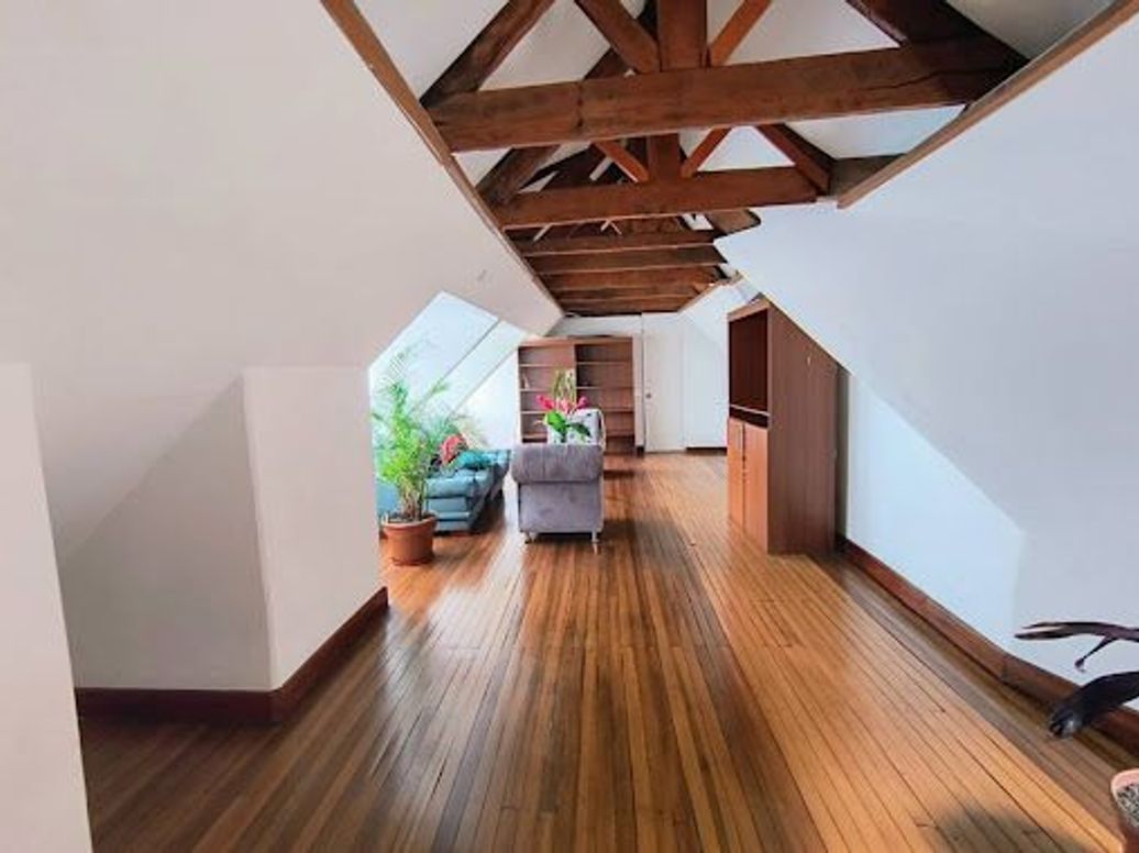 Casa de 13 alcobas en venta en Galerías, Bogotá, 450 m² · foto 14 de 16