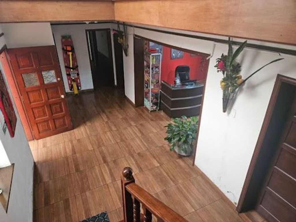 Casa de 13 alcobas en venta en Galerías, Bogotá, 450 m² · foto 4 de 16