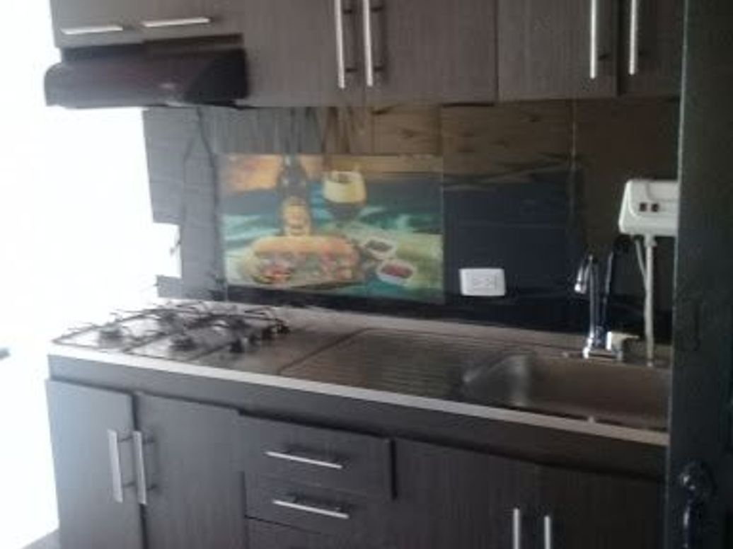 Casa de 10 alcobas en venta en Ponderosa, Bogotá, 420 m² · foto 3 de 8