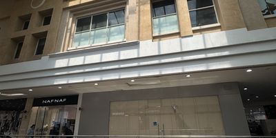 Valor Admon Aprox. $1,880,336 HAZ CRECER TU NEGOCIO EN EL CENTRO COMERCIAL MAS IMPORTANTE DE BARRANQUILLA