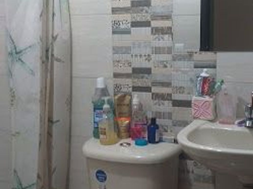Casa de 5 alcobas en venta en Engativa Centro, Bogotá, 150 m² · foto 9 de 20