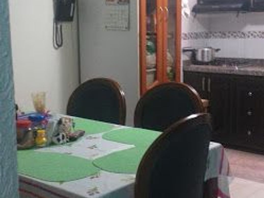 Casa de 5 alcobas en venta en Engativa Centro, Bogotá, 150 m² · foto 18 de 20