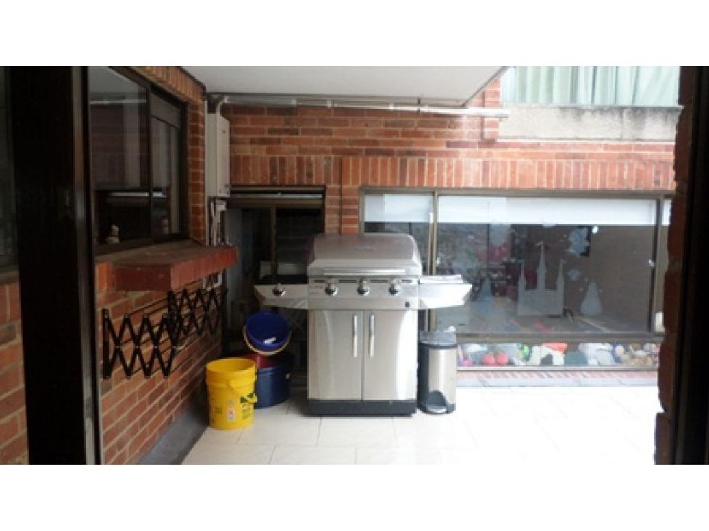 Apartamento de 3 alcobas en venta en Bosque De Pinos, Bogotá, 340 m² · foto 16 de 19