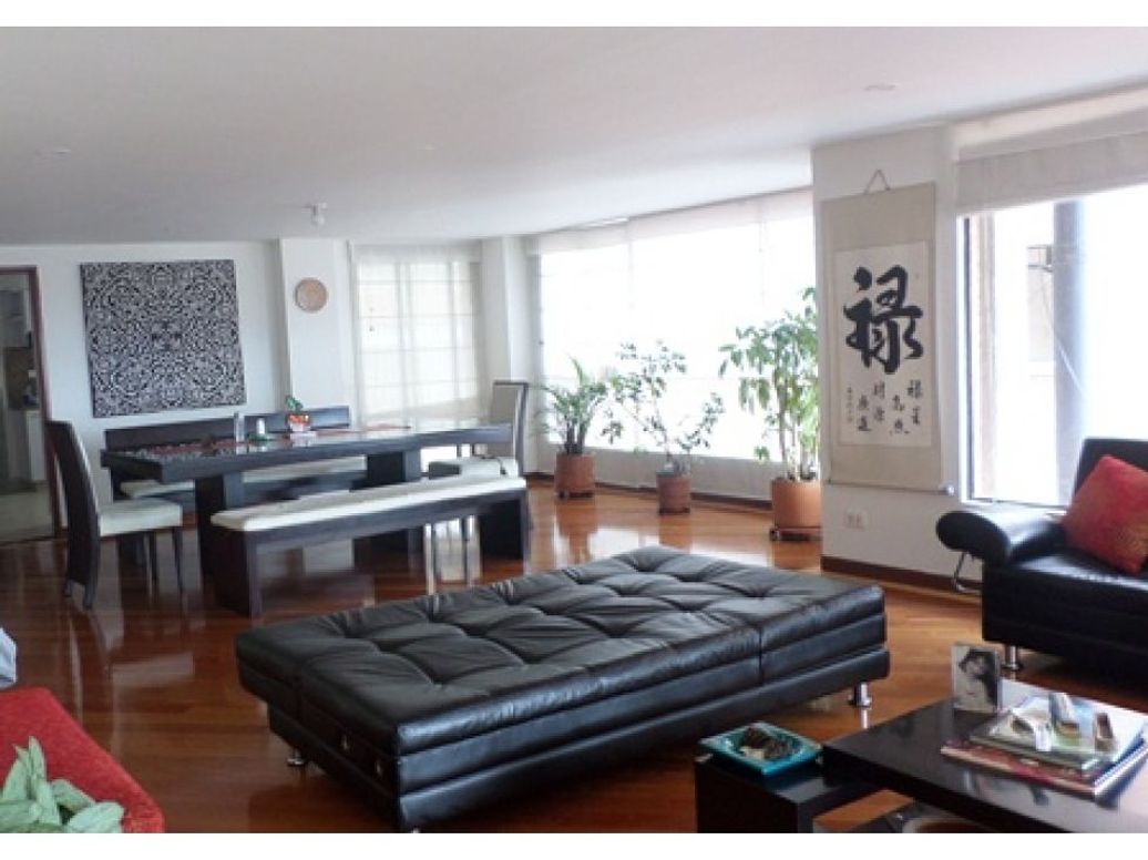 Apartamento de 3 alcobas en venta en Bosque De Pinos, Bogotá, 340 m² · foto 3 de 19