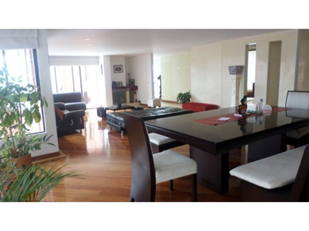 Apartamento de 3 alcobas en venta en Bosque De Pinos, Bogotá, 340 m² · foto 5 de 19