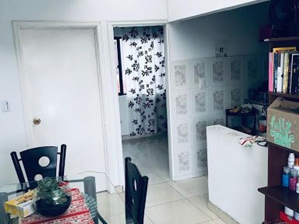 Casa de 10 alcobas en venta en Garces Navas, Bogotá, 270 m² · foto 3 de 17