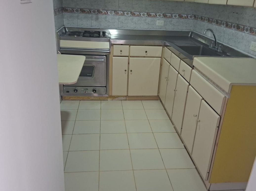 Apartamento en arriendo en Polo Club, Bogotá · foto 6 de 16
