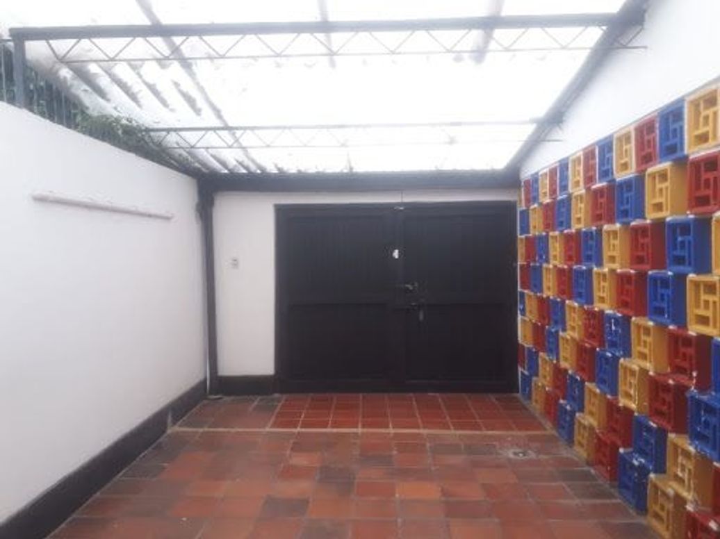 Casa de 9 alcobas en venta en Chapinero Noroccidental, Bogotá, 520 m² · foto 9 de 20