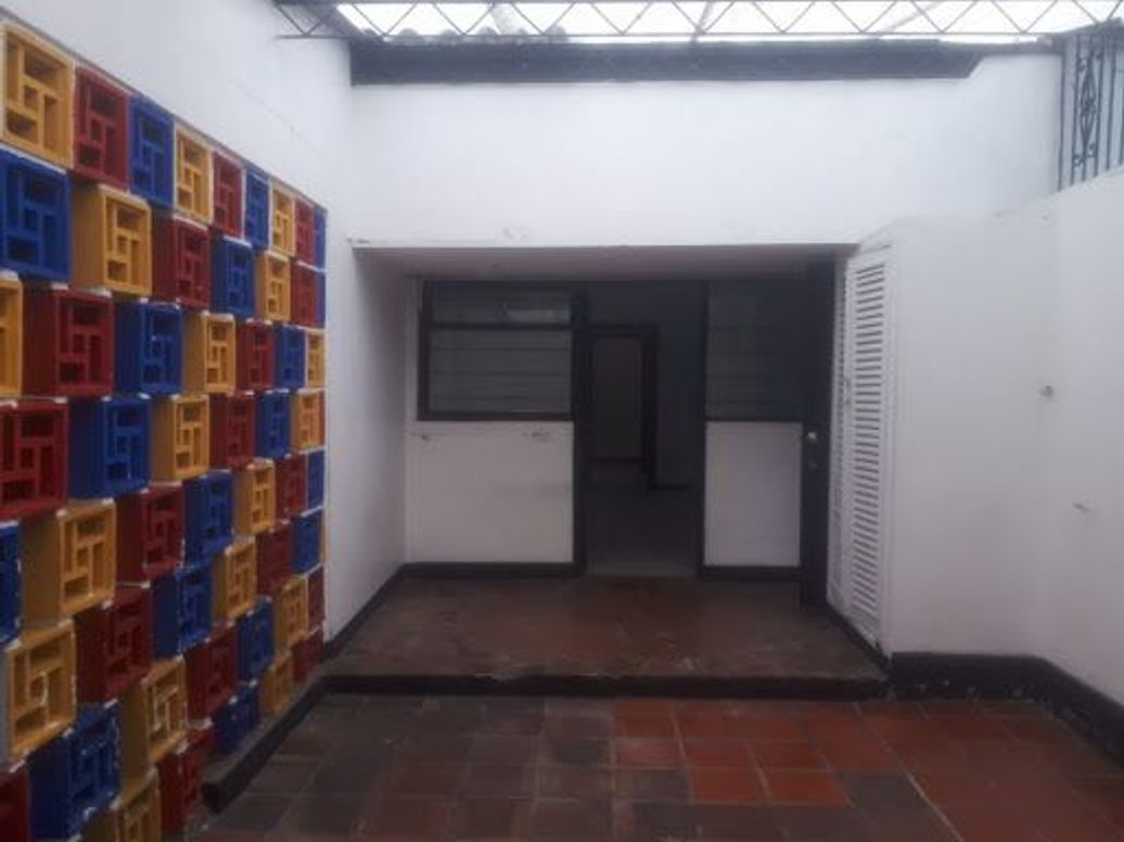 Casa de 9 alcobas en venta en Chapinero Noroccidental, Bogotá, 520 m² · foto 10 de 20