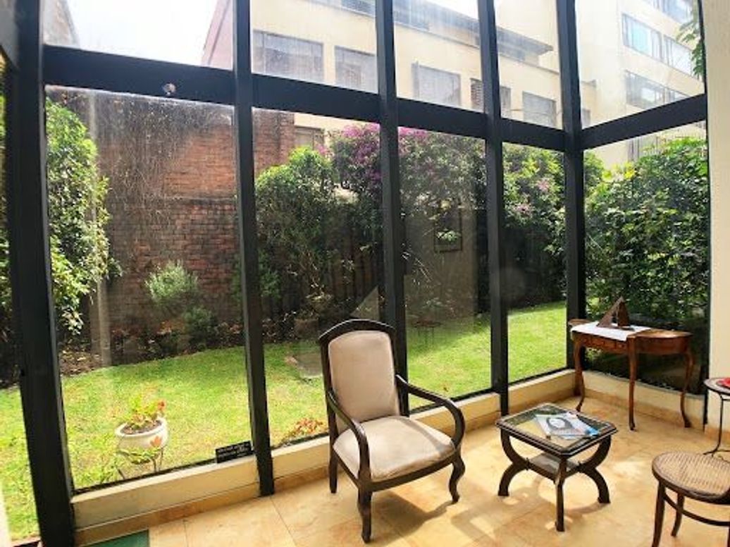 Apartamento de 3 alcobas en venta en Santa Barbara Central, Bogotá, 107 m² · foto 12 de 14