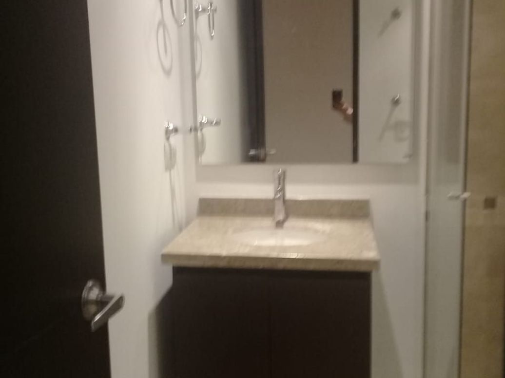Apartaestudio en arriendo en Chapinero Central, Bogotá, 39 m² · foto 3 de 20