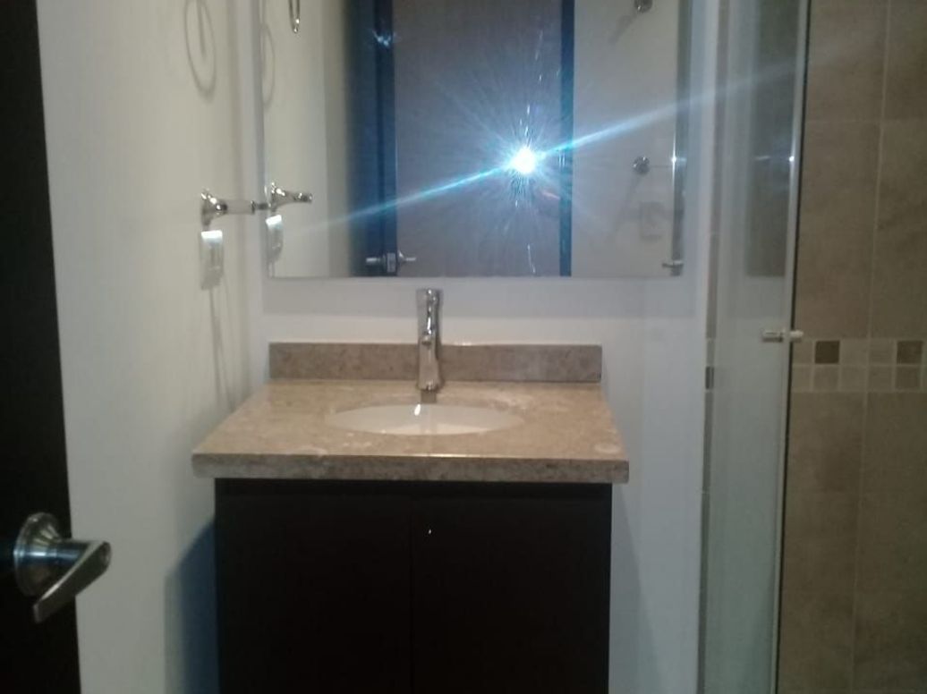 Apartaestudio en arriendo en Chapinero Central, Bogotá, 39 m² · foto 9 de 20