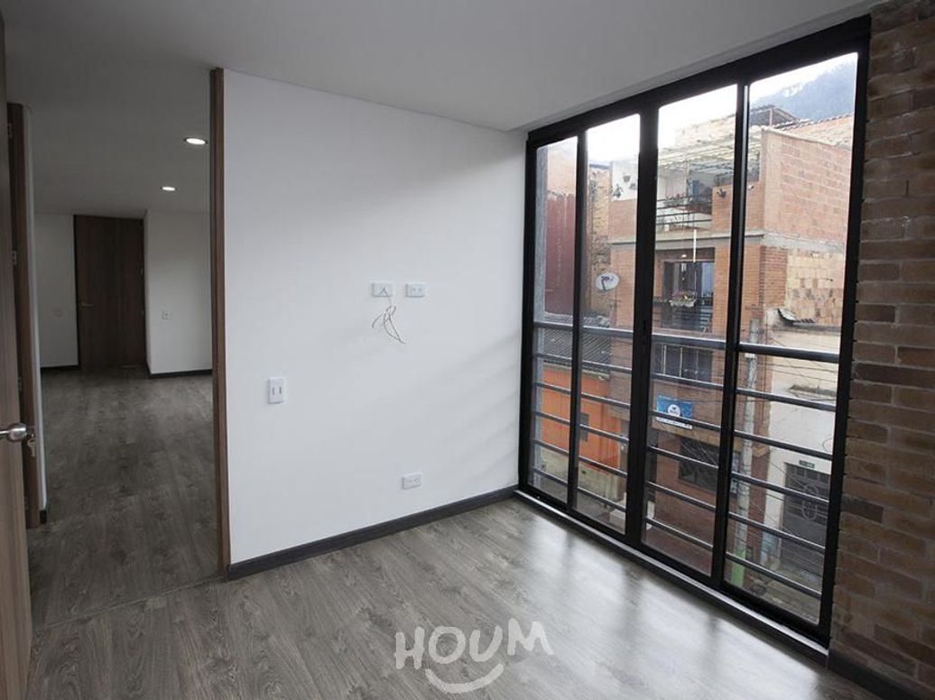Apartamento de 2 alcobas en venta en Atanasio Girardot, Bogotá, 56 m² · foto 4 de 14