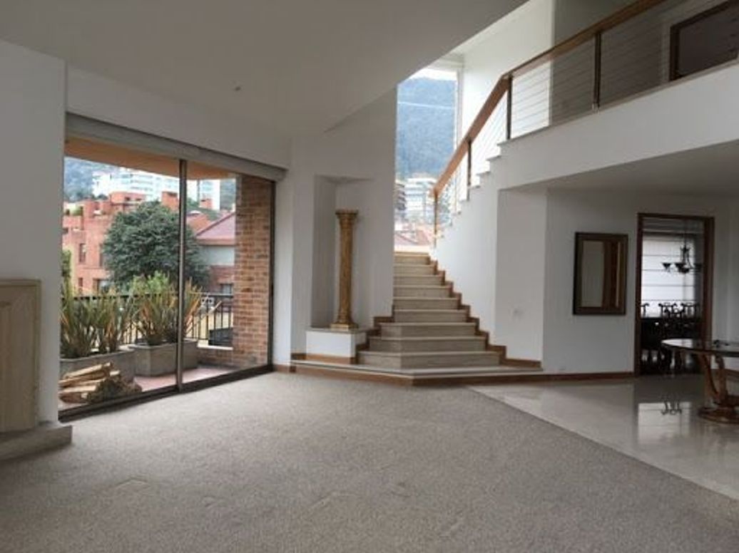 Apartamento de 1 alcoba en venta en Chicó Norte, Bogotá, 383 m² · foto 5 de 18