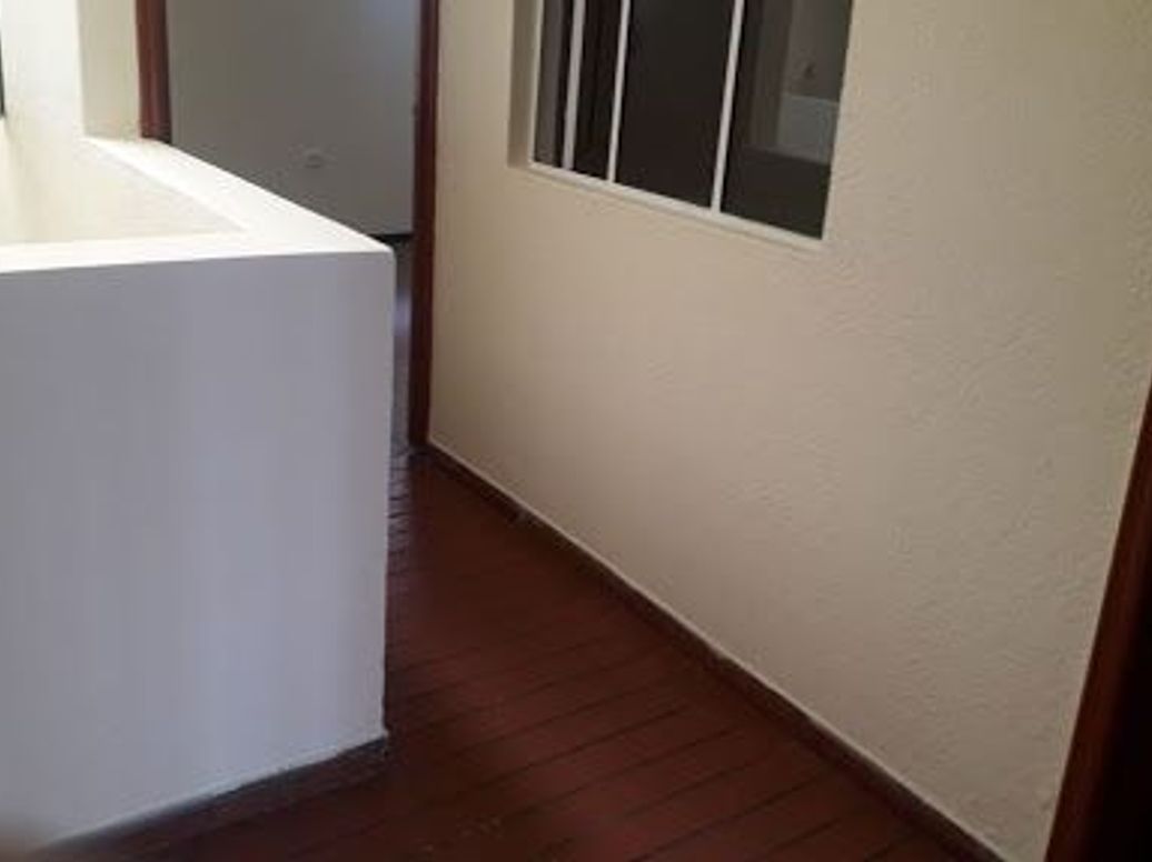 Casa de 6 alcobas en venta en Altamira, Bogotá, 275 m² · foto 12 de 20
