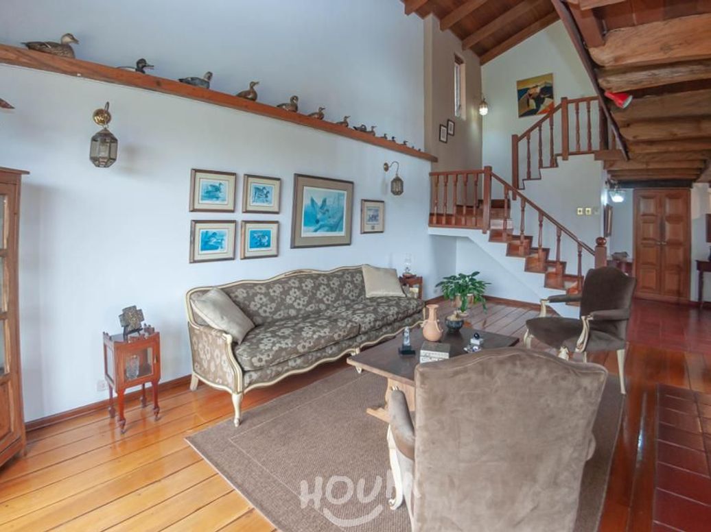 Casa de 5 alcobas en venta en Acacias, Bogotá, 460 m² · foto 6 de 20