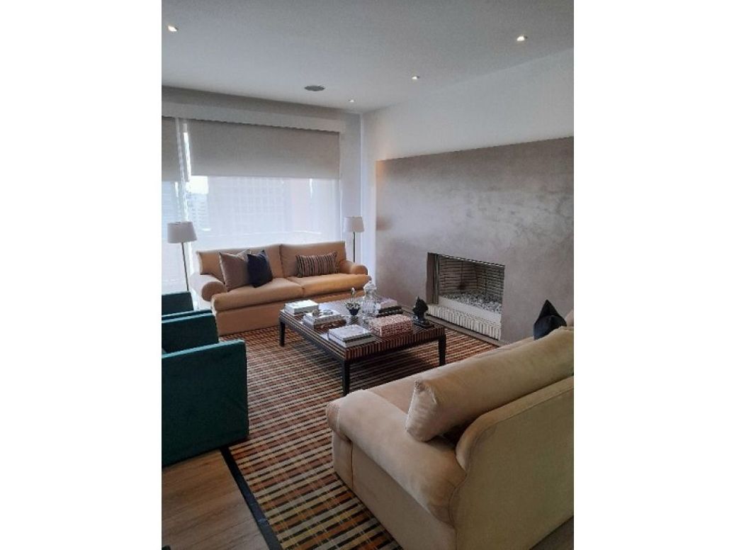 Apartamento de 3 alcobas en venta en Los Rosales, Bogotá, 289 m² · foto 5 de 20