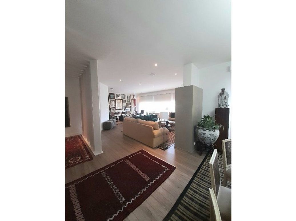 Apartamento de 3 alcobas en venta en Los Rosales, Bogotá, 289 m² · foto 4 de 20