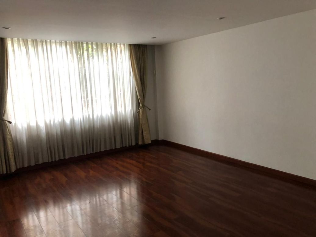 Apartamento de 3 alcobas en venta en Pardo Rubio, Bogotá, 130 m² · foto 3 de 11