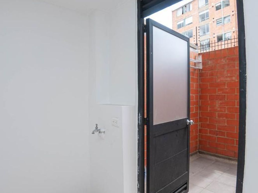 Apartamento de 2 alcobas en venta en Acacias, Bogotá, 43 m² · foto 6 de 18