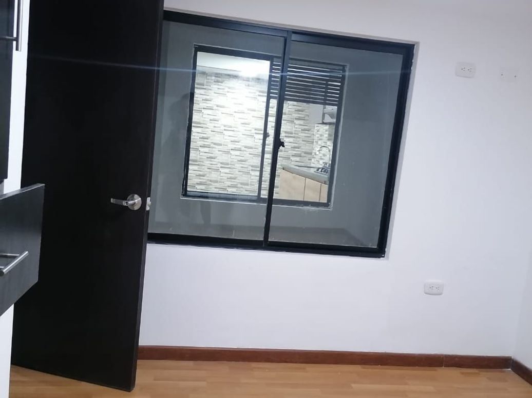 Apartamento de 2 alcobas en arriendo en Jazmin, Bogotá, 60 m² · foto 4 de 10