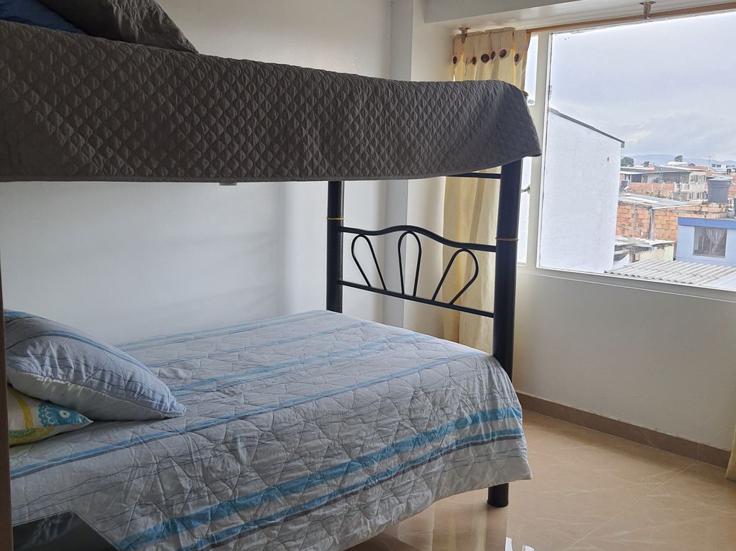Apartamento de 2 alcobas en arriendo en Bolivia, Bogotá, 50 m² · foto 2 de 6