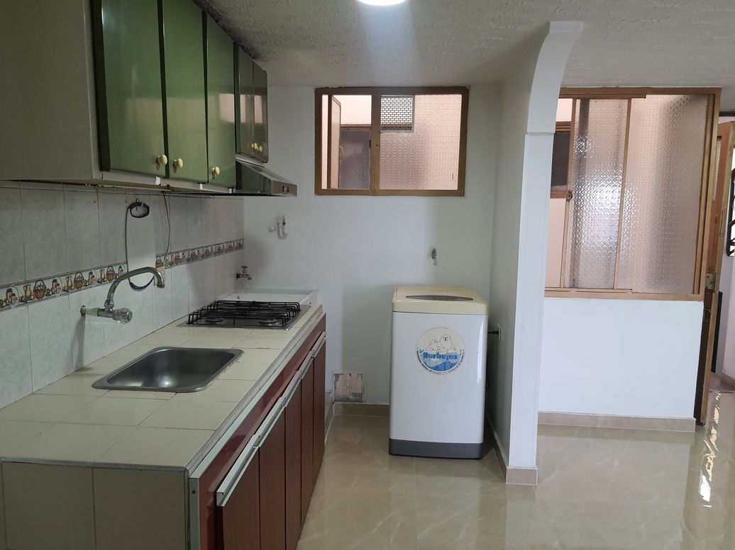 Apartamento de 2 alcobas en arriendo en Bolivia, Bogotá, 50 m² · foto 4 de 6