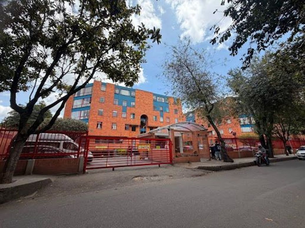 Apartamento de 3 alcobas en venta en Florencia Afidro, Bogotá, 64 m² · foto 3 de 18