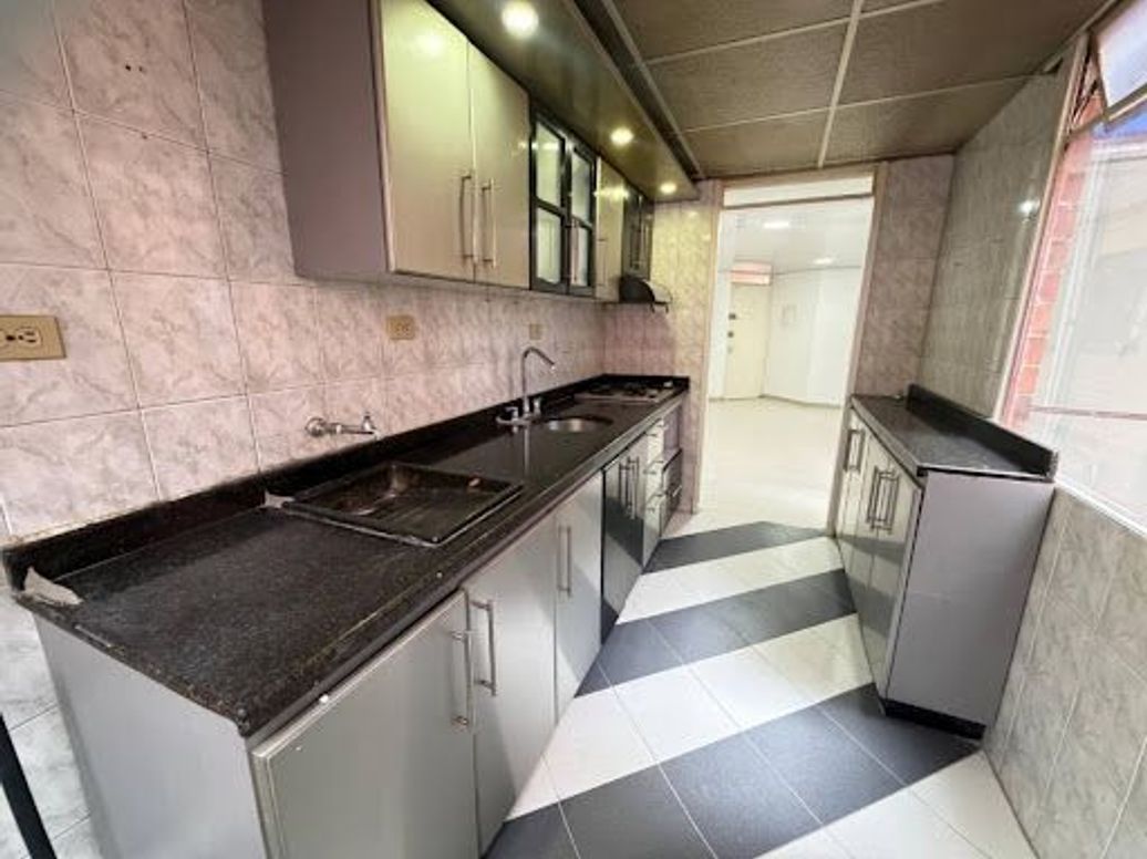 Apartamento de 3 alcobas en venta en Florencia Afidro, Bogotá, 64 m² · foto 7 de 18