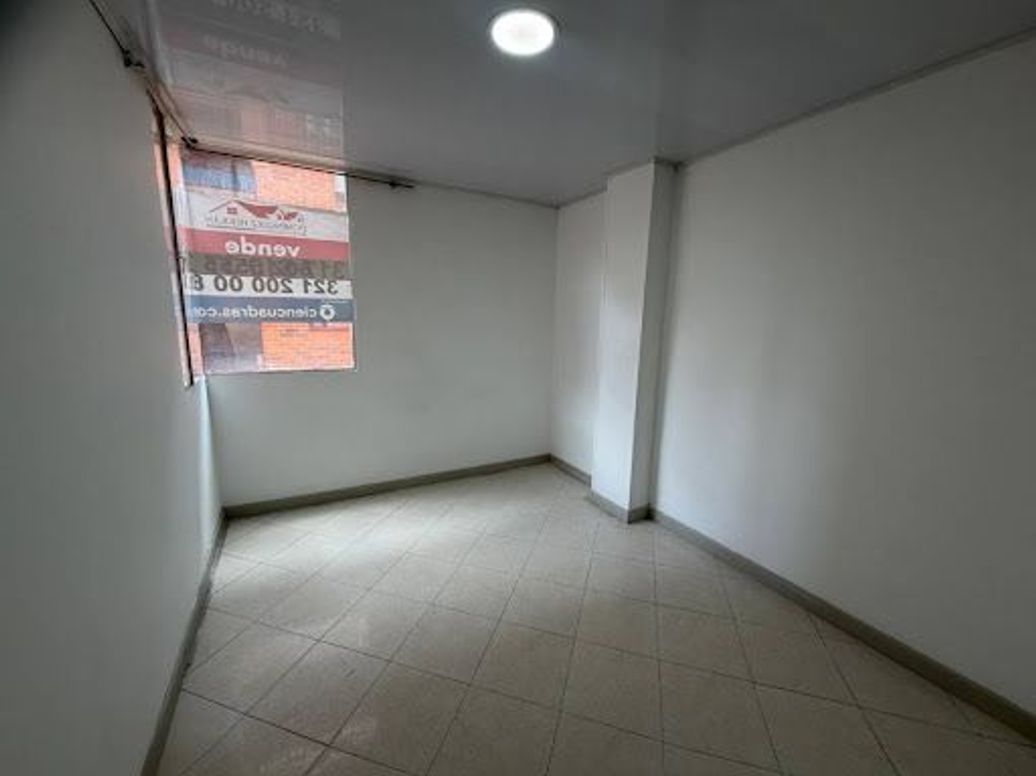 Apartamento de 3 alcobas en venta en Florencia Afidro, Bogotá, 64 m² · foto 13 de 18