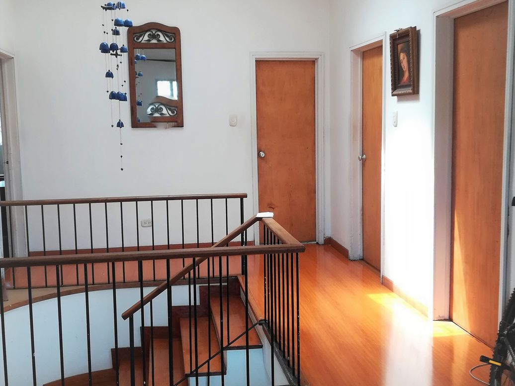 Casa de 4 alcobas en venta en Polo Club, Bogotá, 240 m² · foto 11 de 12