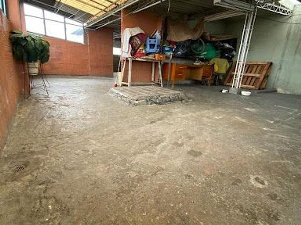 Casa de 10 alcobas en venta en Fontibón Centro, Bogotá, 403 m² · foto 13 de 19