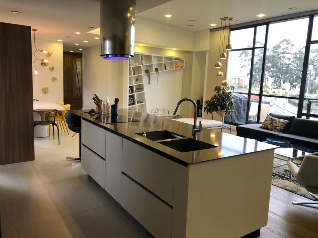 Apartamento de 2 alcobas en venta en Colinas De Suba, Bogotá, 174 m² · foto 6 de 20