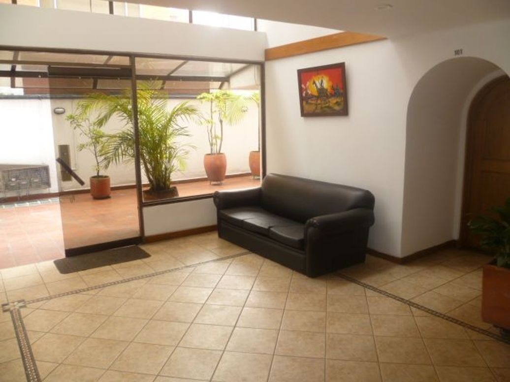 Apartamento de 2 alcobas en venta en Rincon Del Chicó, Bogotá, 90 m² · foto 5 de 20