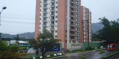 TORREON DE HACIENDA PIEDRA PINTADA CERCA DE LA CALLE 60 LA ZONA DE MAYOR DESARROLLO DE LA CIUDAD HERMOSO Y AMPLIO APARTAESTUDIO CON TODAS LAS COMODIDADES PARA DESARROLLAR UNA VIDA TRANQUILA