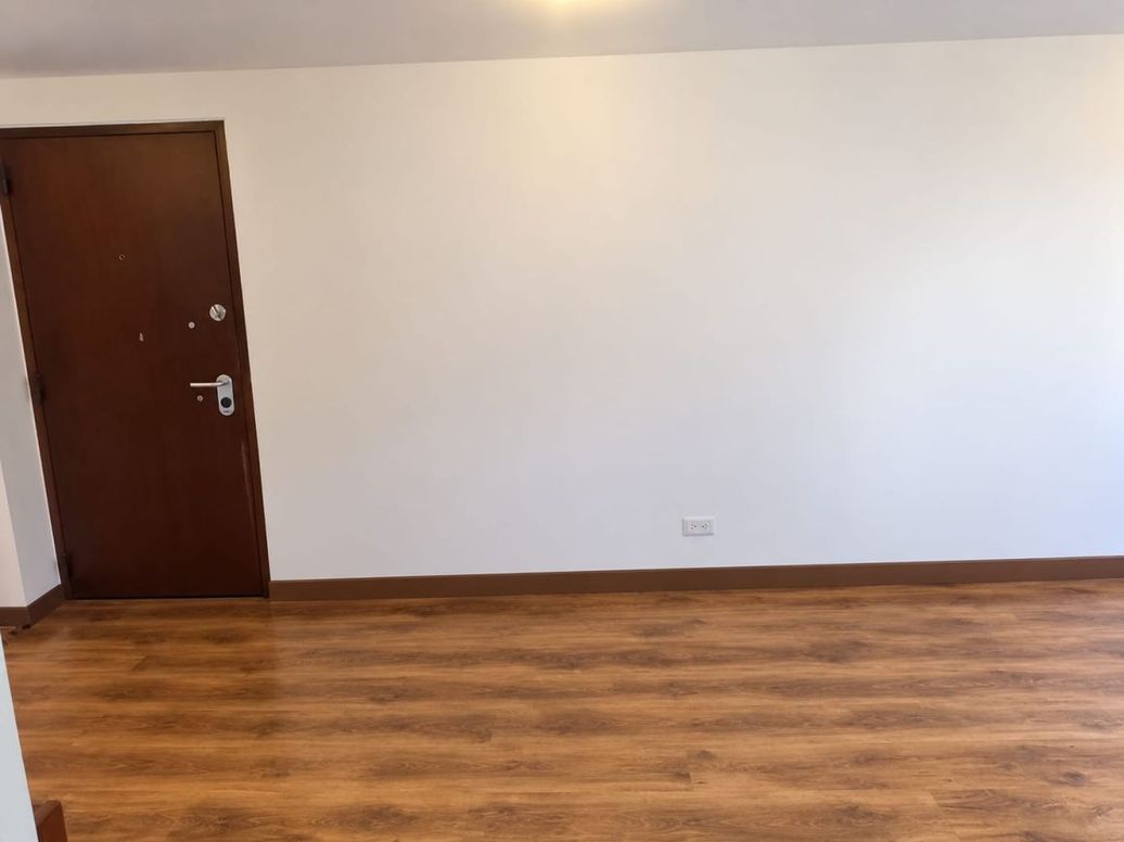Apartamento de 2 alcobas en venta en Chapinero Alto, Bogotá, 54 m² · foto 3 de 9