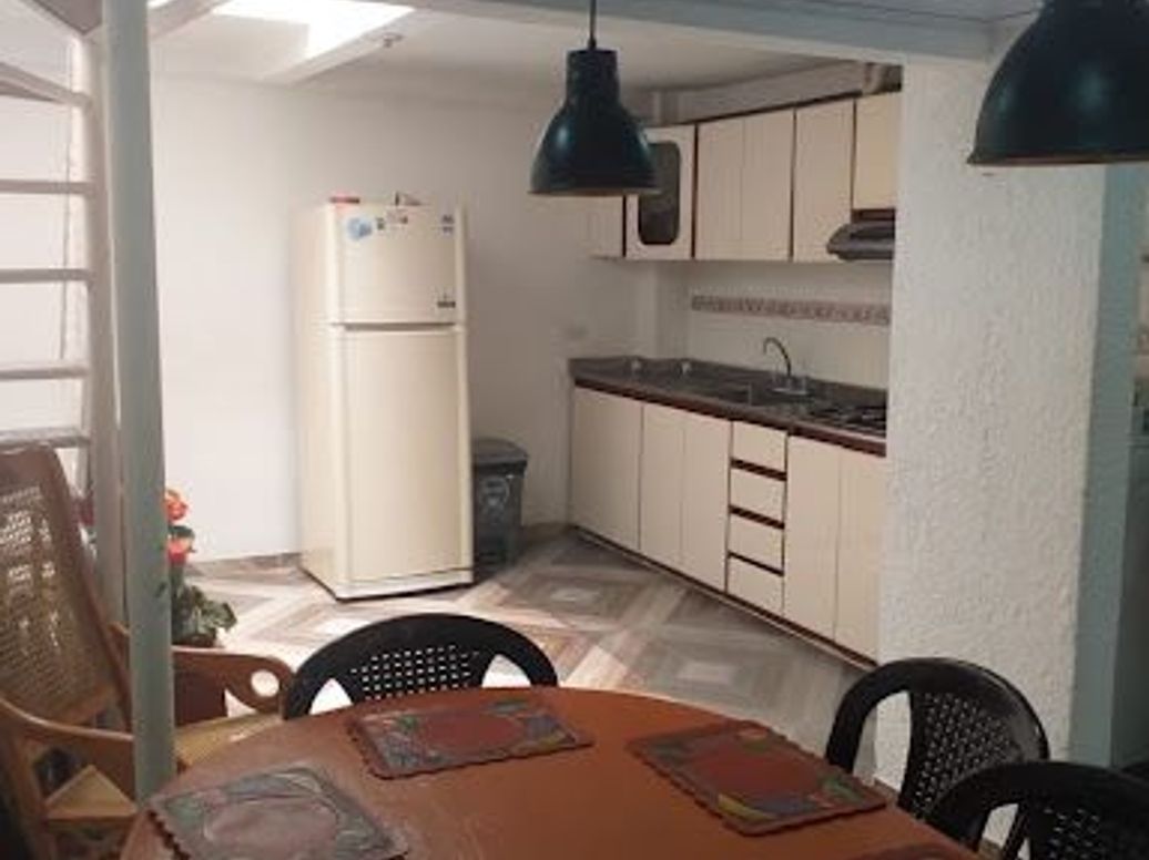 Casa de 4 alcobas en venta en Villas De Granada, Bogotá, 96 m² · foto 5 de 9
