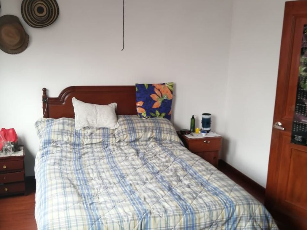 Casa de 6 alcobas en venta en Bilbao Ii Sector, Bogotá, 60 m² · foto 4 de 17