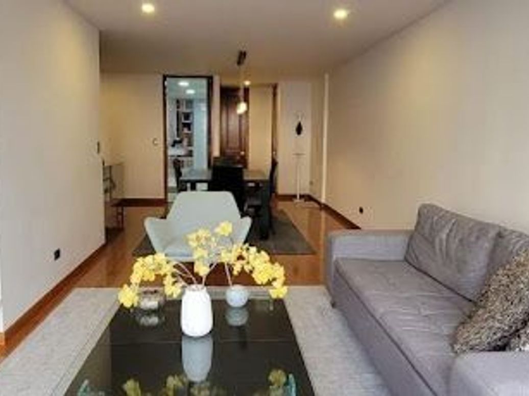 Casa en venta en Santa Barbara Central, Bogotá · foto 3 de 7