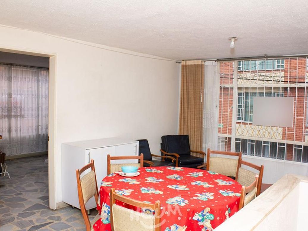 Casa de 6 alcobas en venta en Acapulco, Bogotá, 221 m² · foto 10 de 20