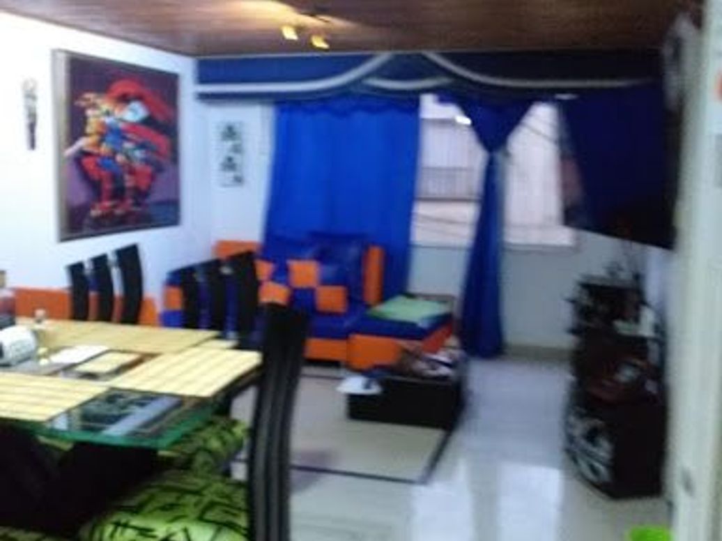 Casa de 7 alcobas en venta en Engativa Centro, Bogotá, 329 m² · foto 7 de 15