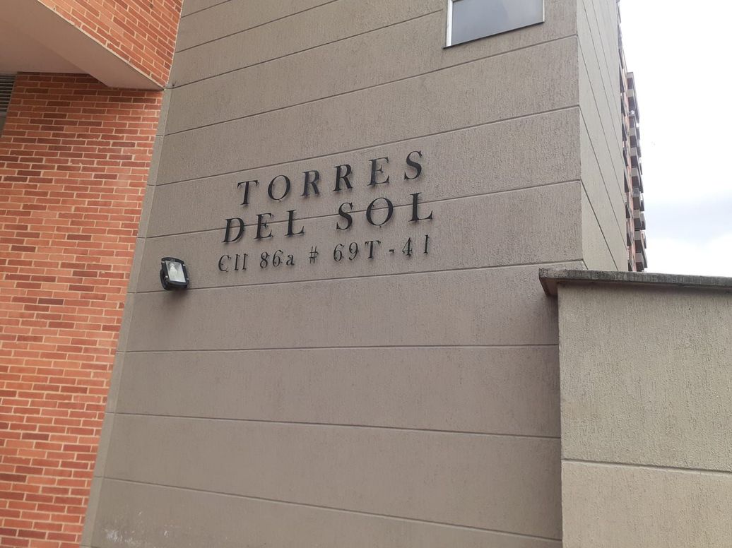 Apartamento de 3 alcobas en venta en Santa Rosa, Bogotá, 72 m² · foto 11 de 13