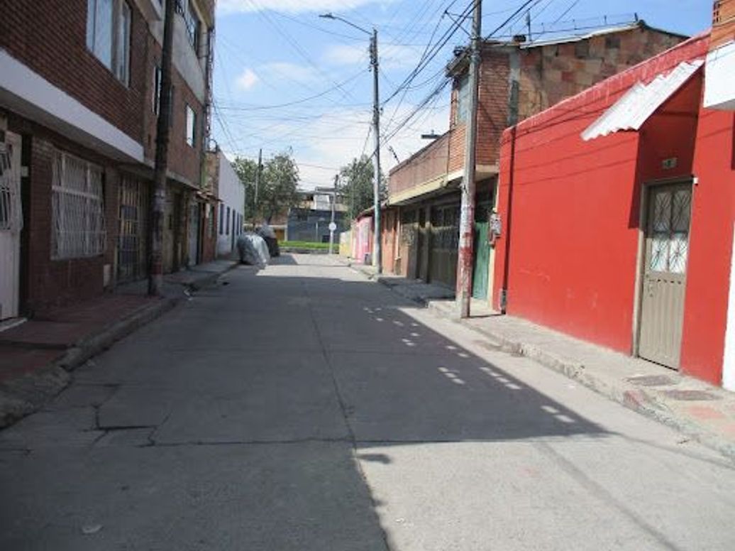 Casa de 6 alcobas en venta en La Giralda, Bogotá, 314 m² · foto 16 de 20
