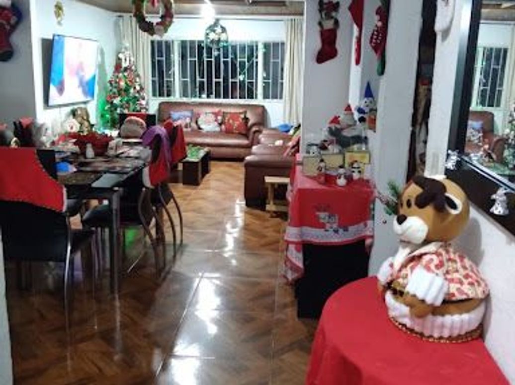 Casa de 6 alcobas en venta en Villa Luz, Bogotá, 161 m² · foto 6 de 20
