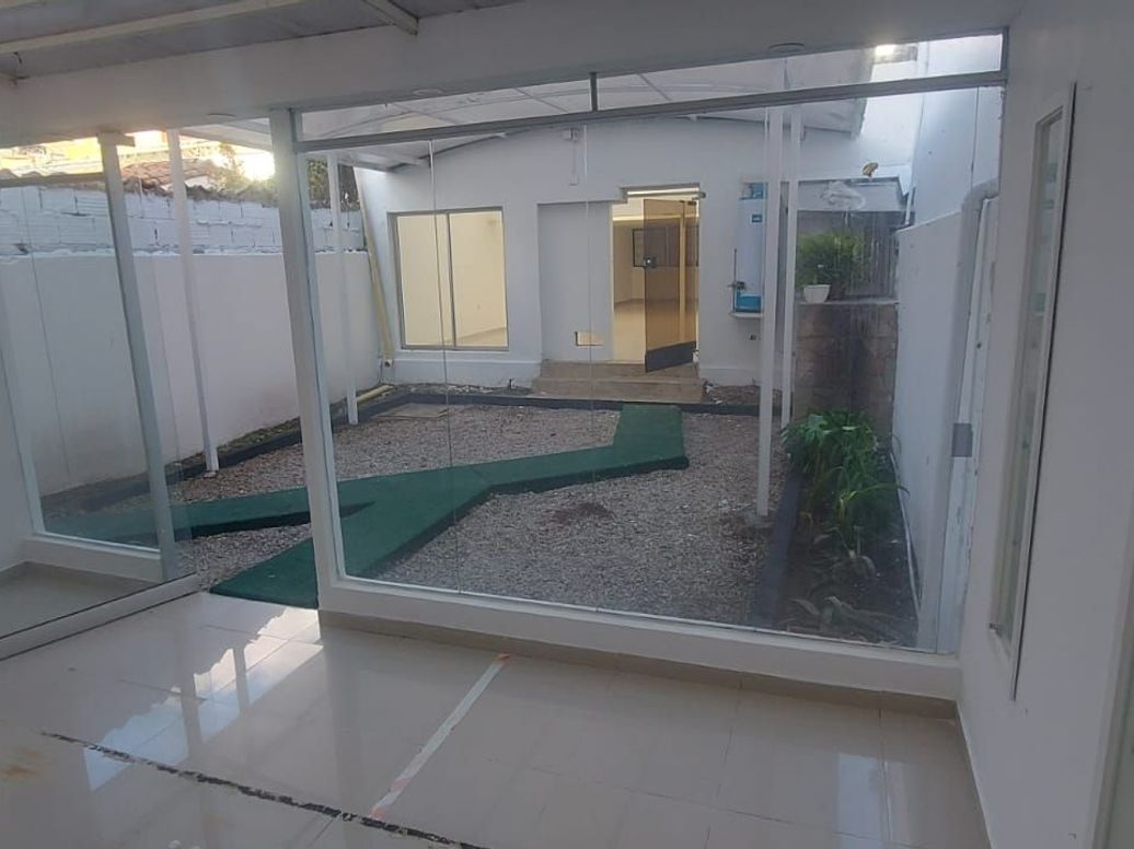 Casa de 4 alcobas en venta en Molinos Norte, Bogotá, 256 m² · foto 17 de 20