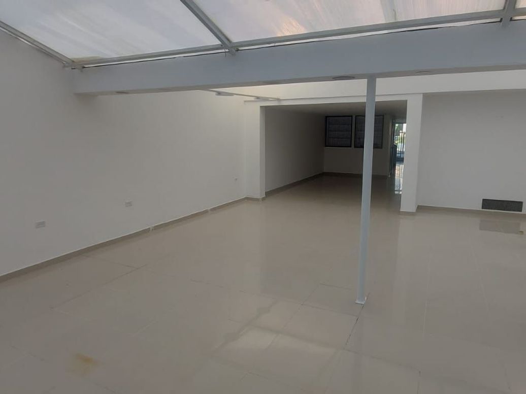 Casa de 4 alcobas en venta en Molinos Norte, Bogotá, 256 m² · foto 6 de 20